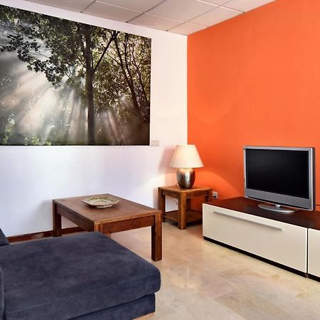 Large St Julians Central 2 Apartment Saint Julian's ภายนอก รูปภาพ