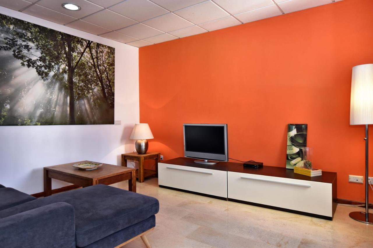 Large St Julians Central 2 Apartment Saint Julian's ภายนอก รูปภาพ