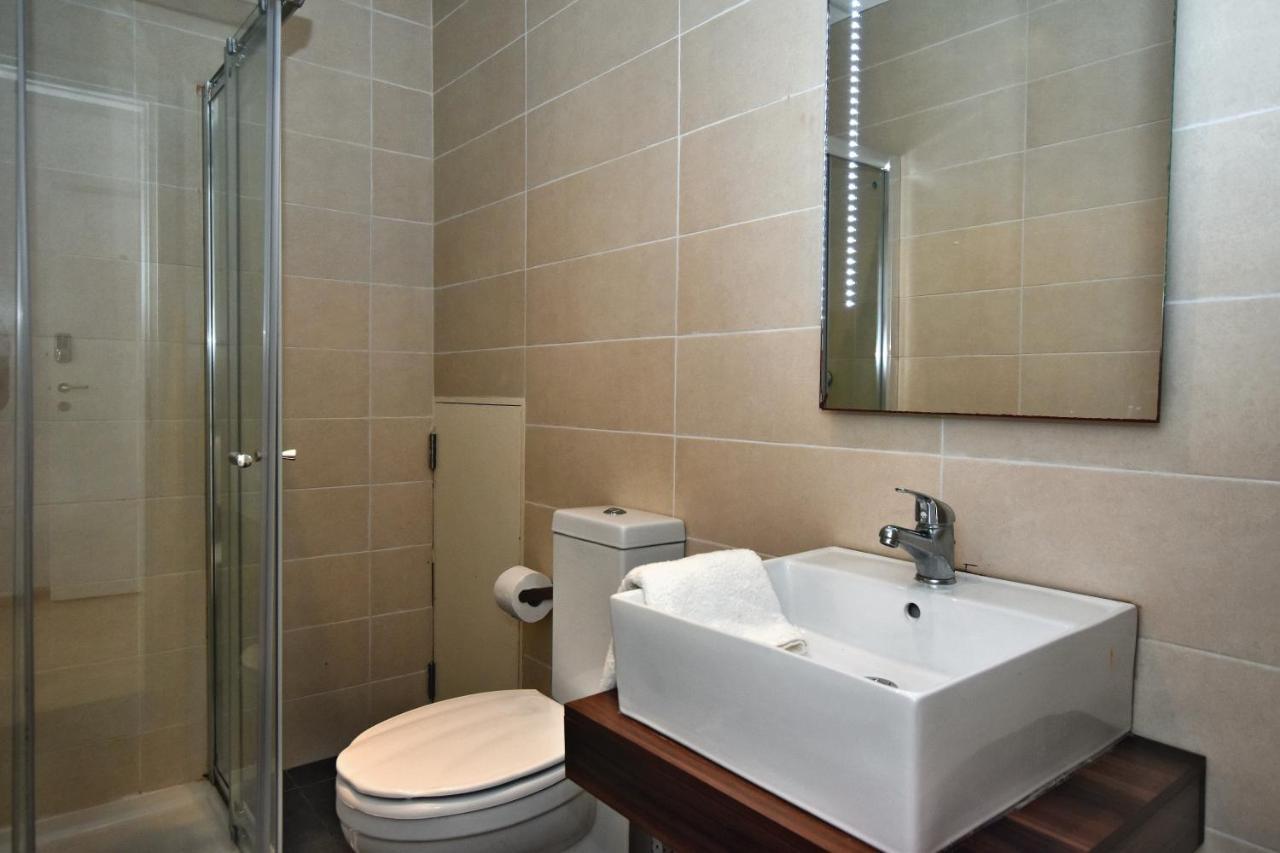 Large St Julians Central 2 Apartment Saint Julian's ภายนอก รูปภาพ