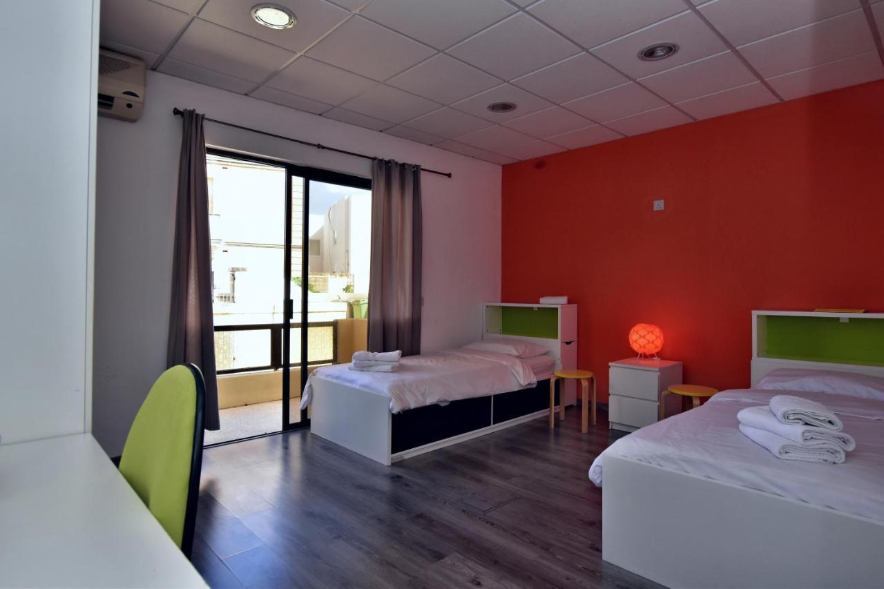 Large St Julians Central 2 Apartment Saint Julian's ภายนอก รูปภาพ
